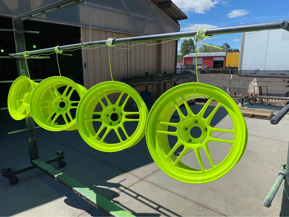Custom Set of Rockin Rims with Neon Yellow | Prismatic Powders