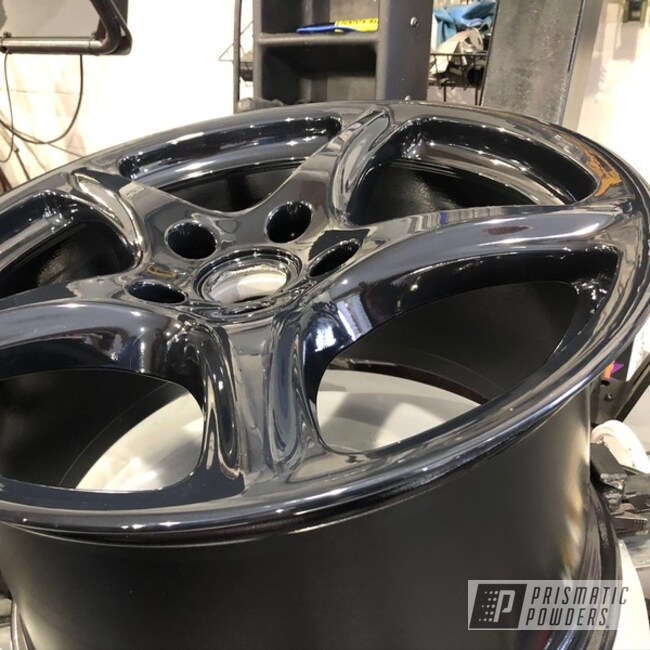 Powder Coated Porsche 911 Wheel In Pps-2974 And Pss-0106