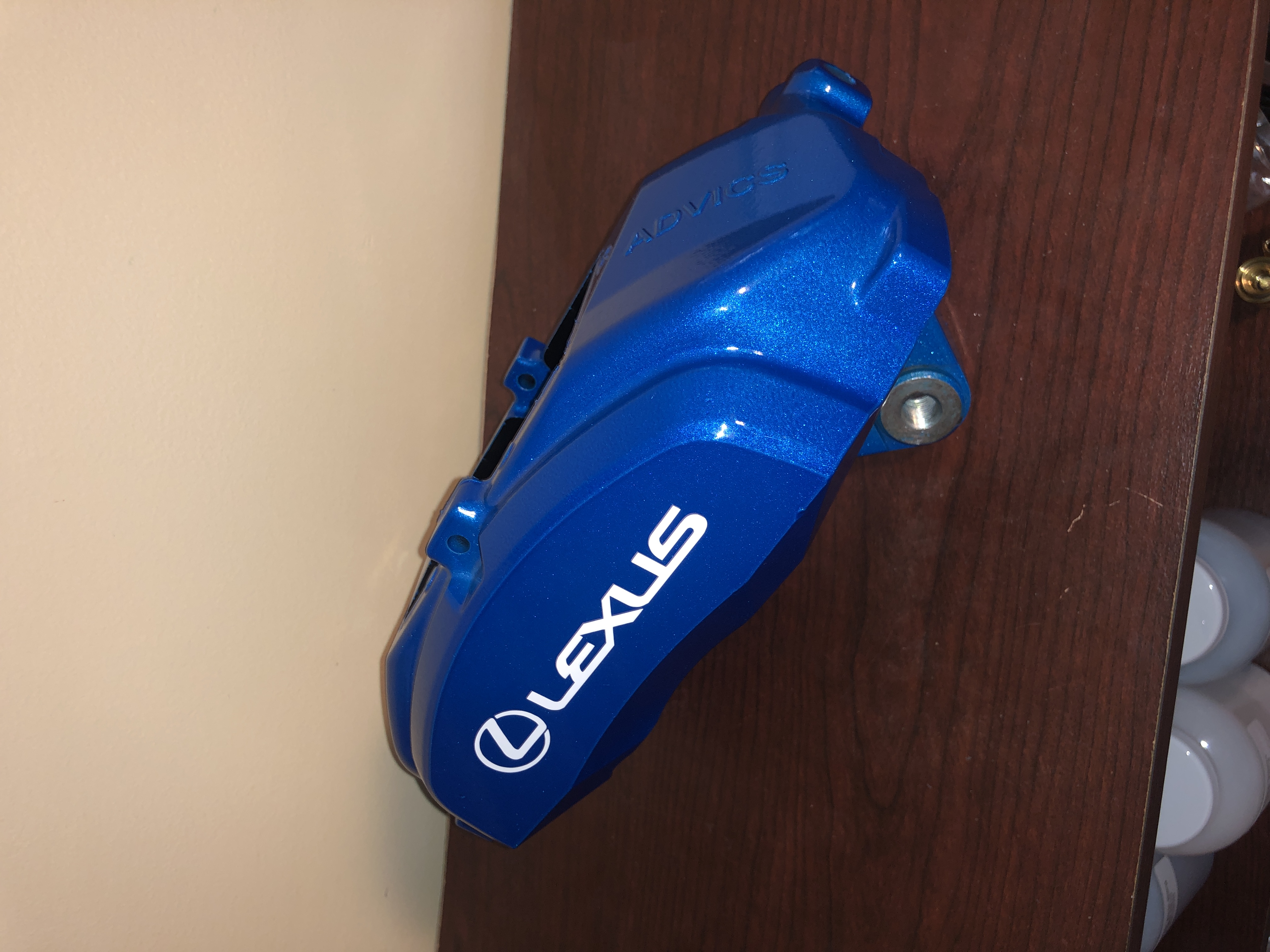 Lexus Brake Lexus Brake Calipers finished with Clear Vision and Illusion Blue-berg ...