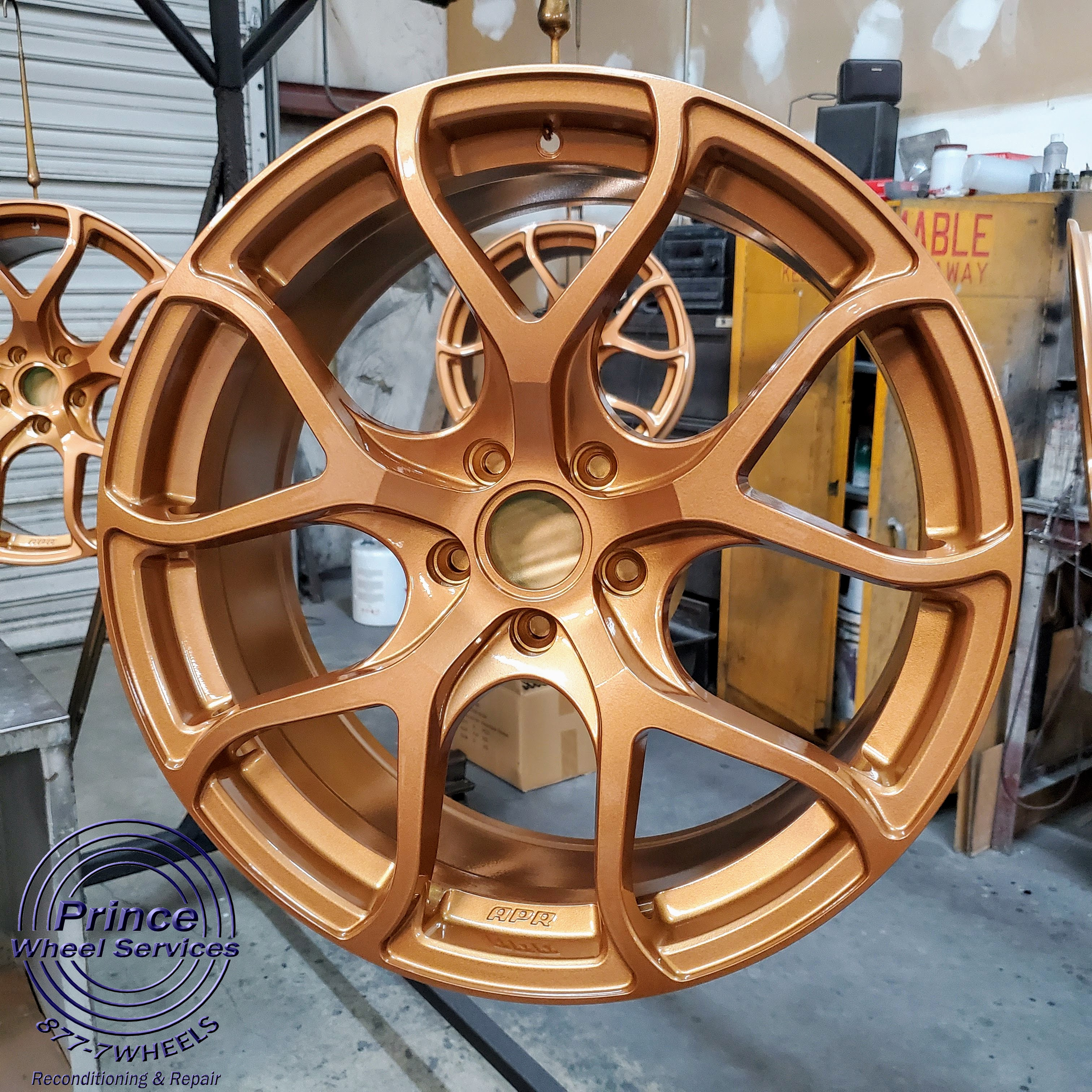 Volkswagen Rims done in Tomic Gold II | Prismatic Powders