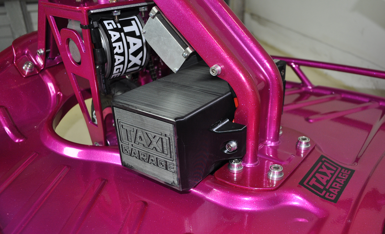 Drift Cart with Racing Raspberry | Prismatic Powders