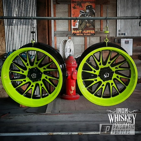 Powder Coating: Ink Black PSS-0106,Rims,Clear Vision PPS-2974,22",Two Tone Wheels,Chartreuse Sherbert PSS-7068,Wheels,Two Tone