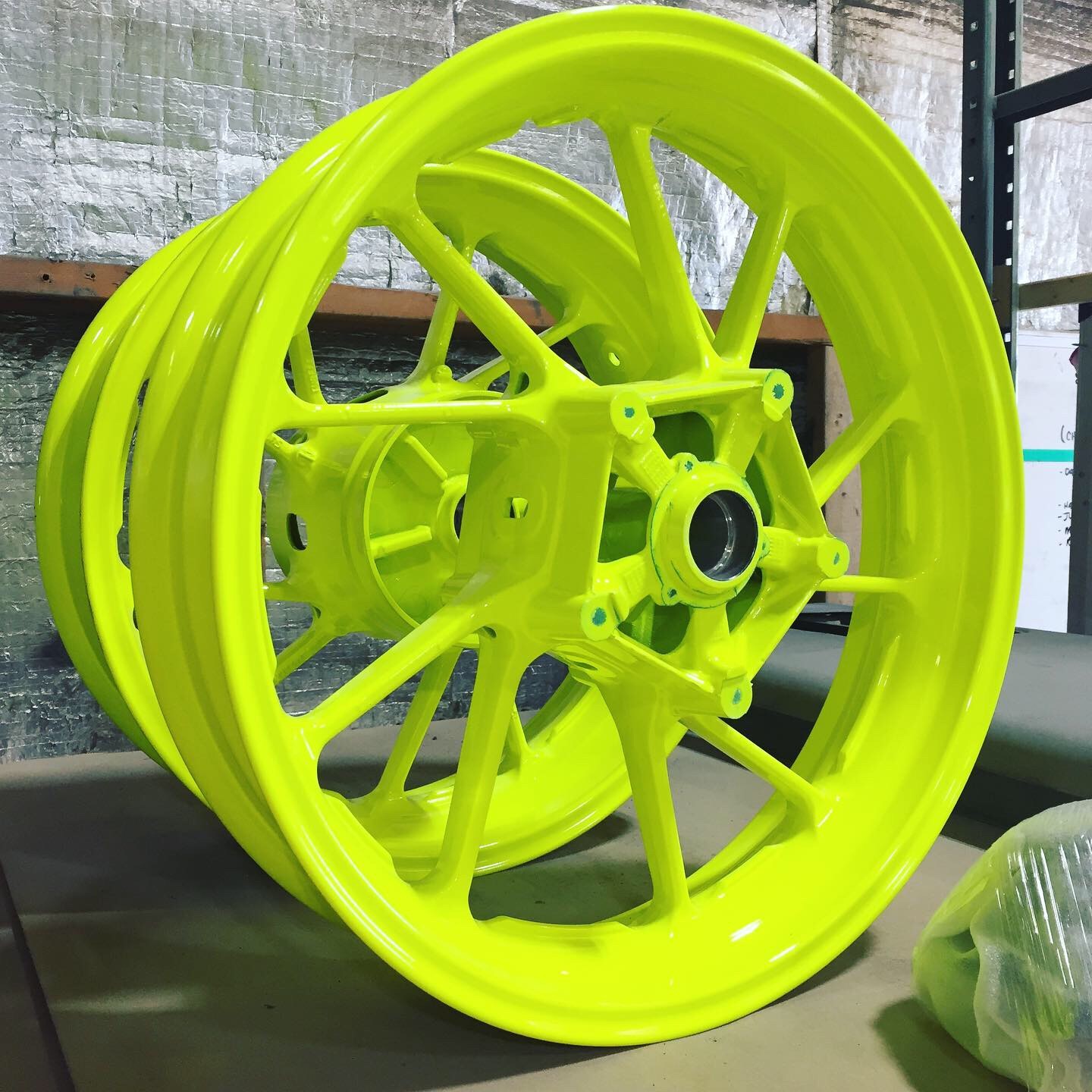 Motorcycle Wheels Featuring Neon Yellow | Prismatic Powders
