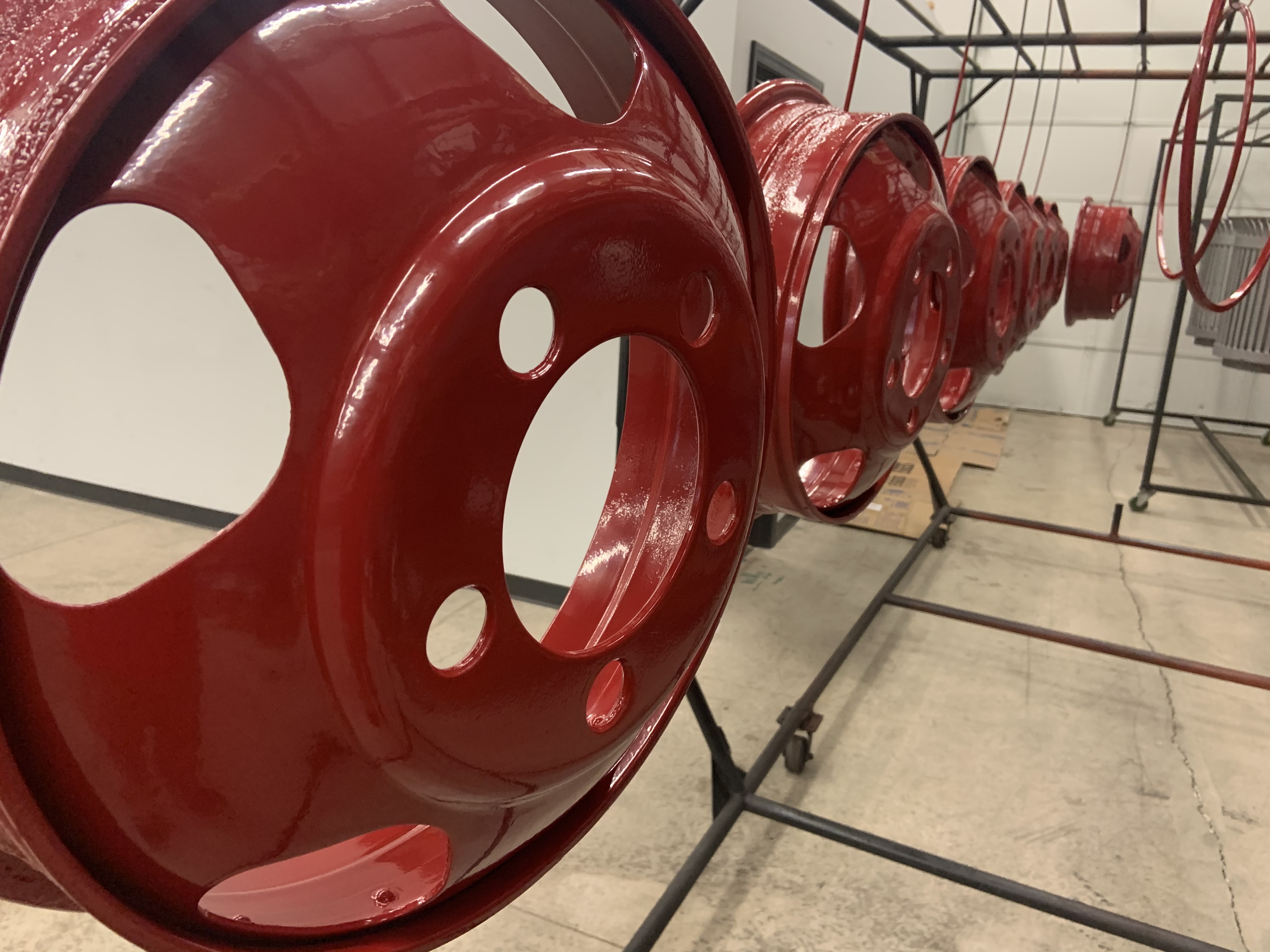 Dually Split Rims in Bellrose Red | Prismatic Powders
