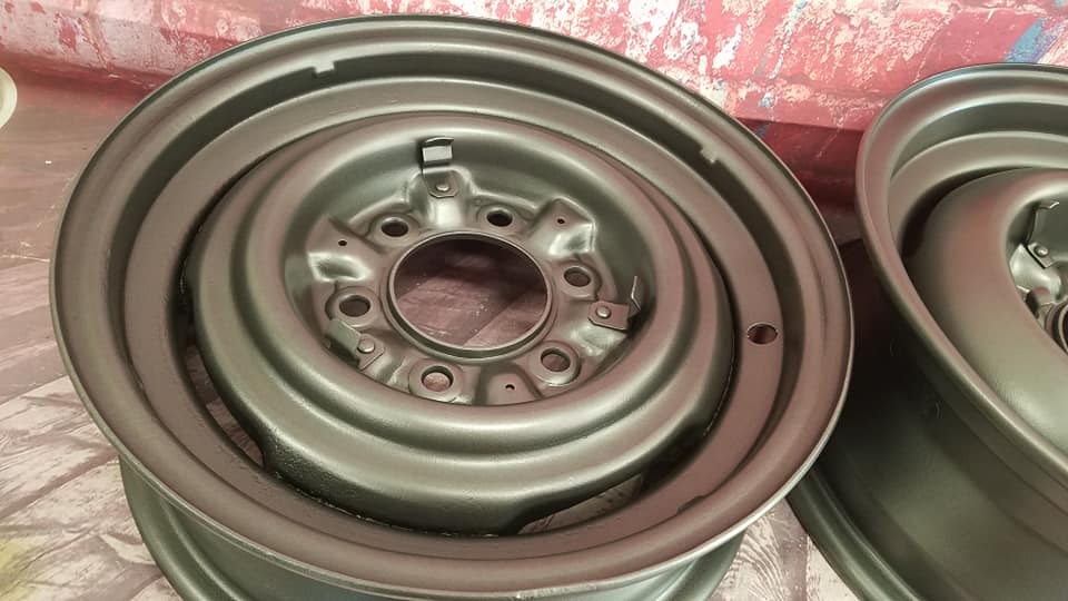 Steel Rims in Evo Grey | Prismatic Powders