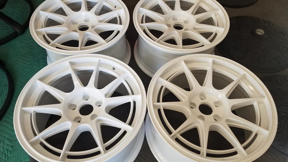 Wheels with Gloss White | Prismatic Powders