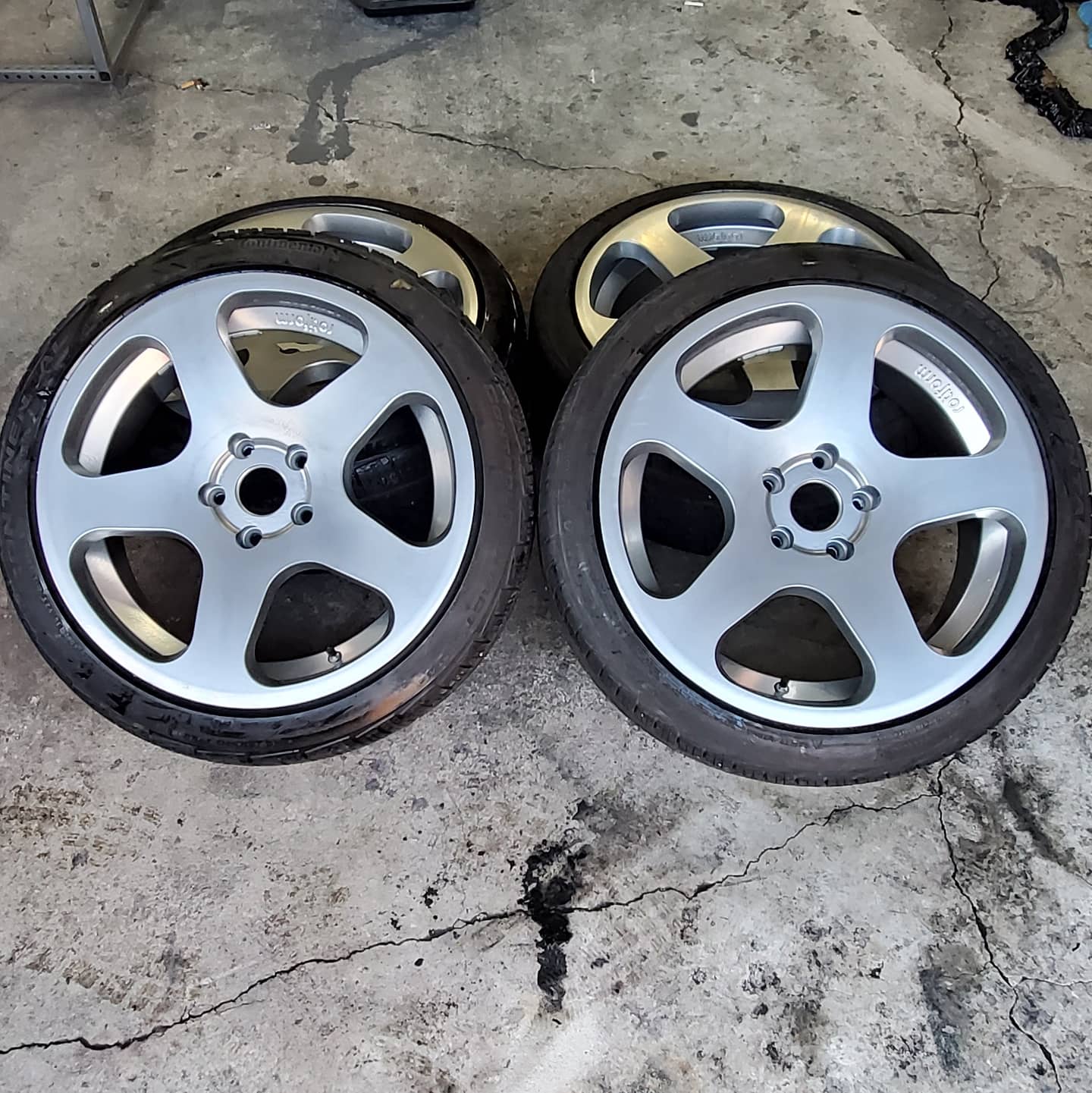 EuroVan Rotiform Wheels in Polished Aluminum | Prismatic Powders