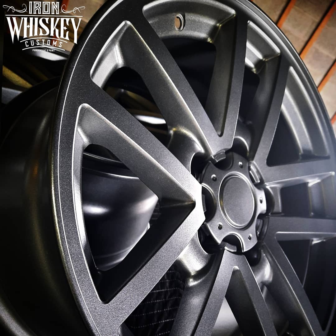 Wheels with Victory Silver | Prismatic Powders