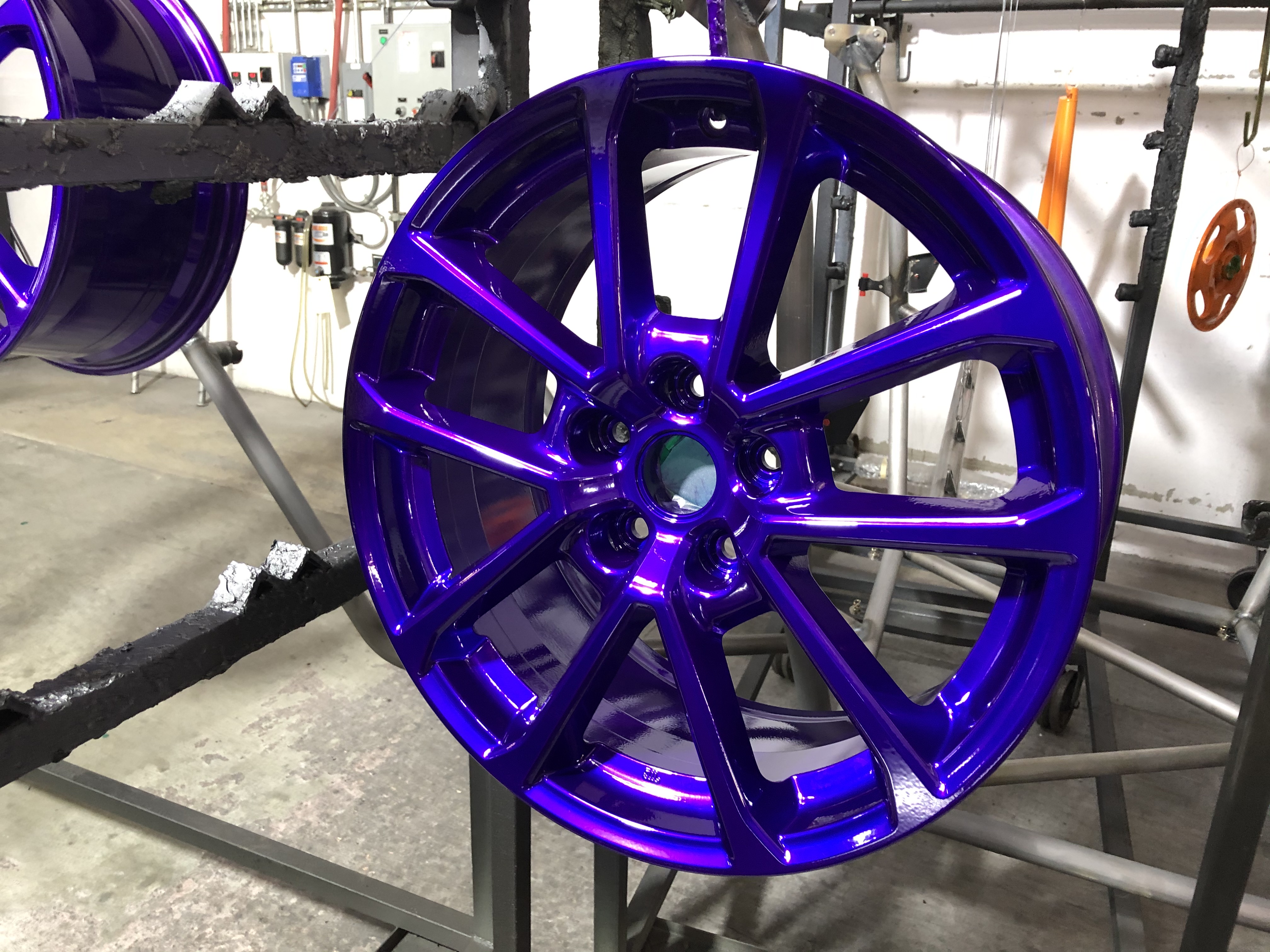 Wheels Coated in Majestic Purple | Prismatic Powders