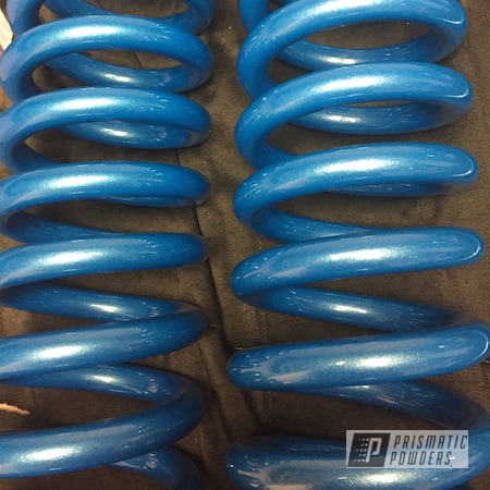 Powder Coating: Coils,Suspension,Clear Vision PPS-2974,coil springs,Illusion Lite Blue PMS-4621,Automotive