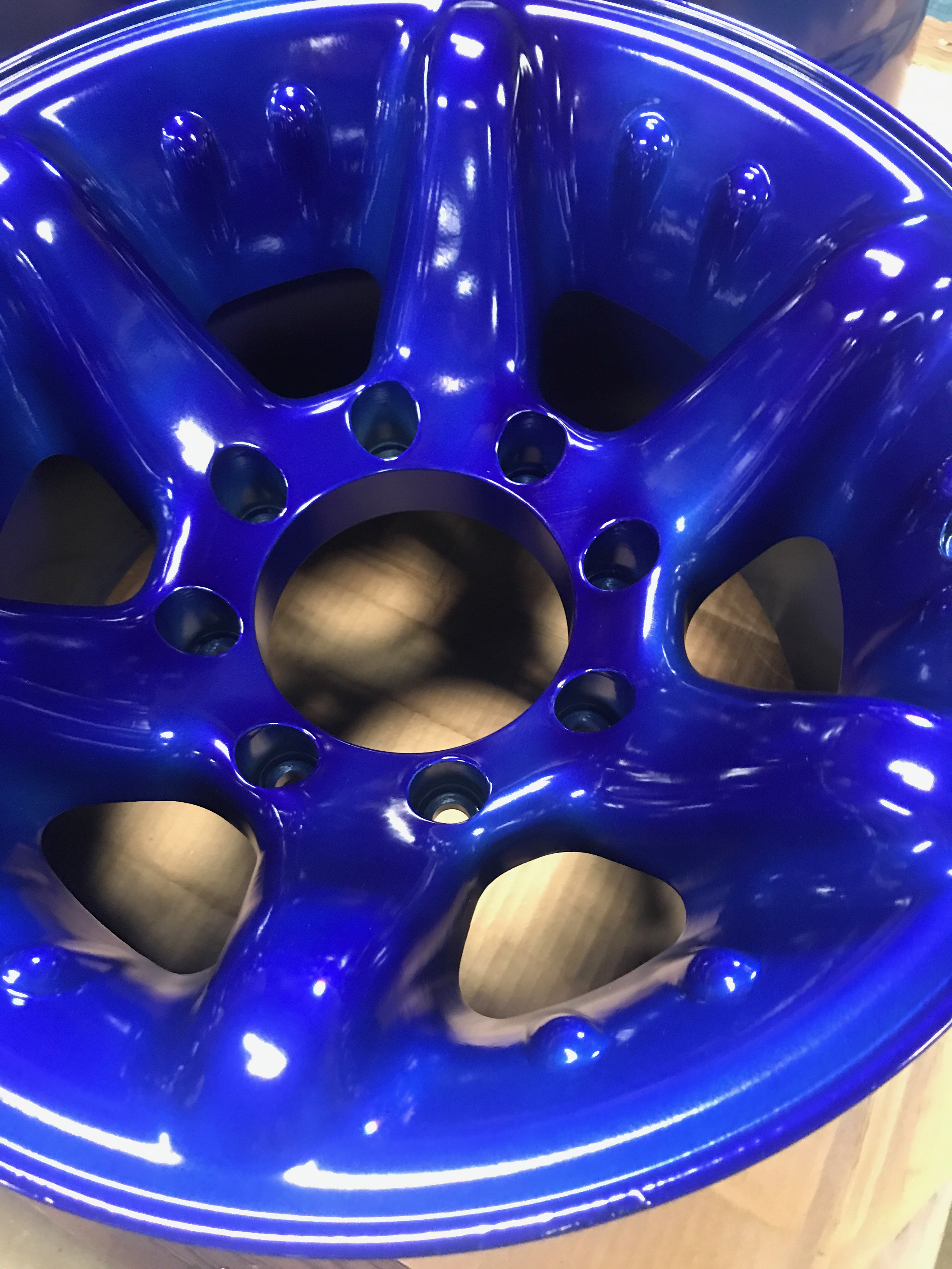 Powder Blue Rims Rims Finished with Intense Blue | Prismatic Powders