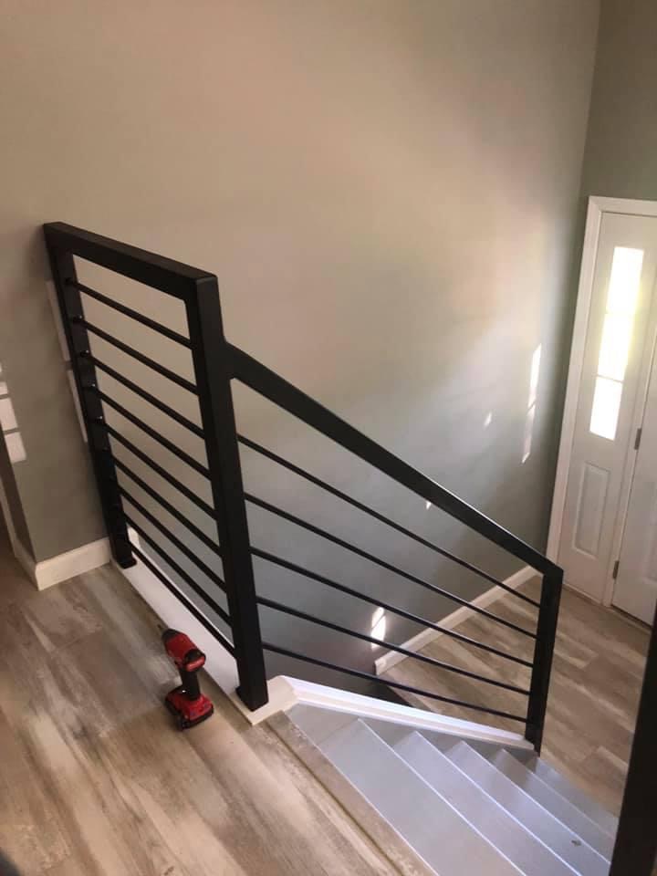 Ess Railing Hdb Railing in Flatter Black | Prismatic Powders