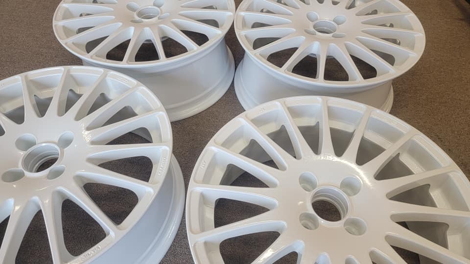 Wheels in Pearl Sparkle | Prismatic Powders