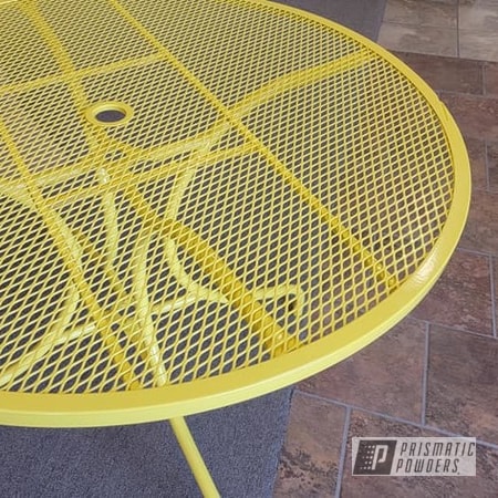 Powder Coating: Patio Table,Patio Furniture,Yellow,Table,Outdoor Furniture,RAL 1018 Zinc Yellow