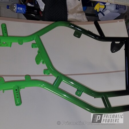 Powder Coating: Clear Vision PPS-2974,Ink Black PSS-0106,Off-Road,Fade,Myers Racing Go-Cart,Kiwi Green PSS-5666