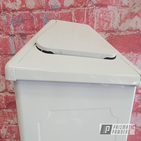 Powder Coating: Garbage Can,Gloss White PSS-5690,Vintage Cans,Trash Can,Vintage
