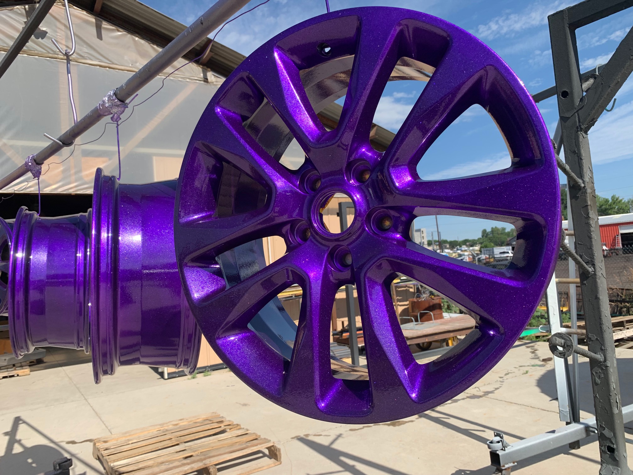 Violet Motor Rim Wheels in Violet Sparkle | Prismatic Powders