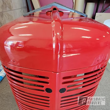 Powder Coating: Tractor Hood,Farmall Tractor,Sheet Metal,Tractor Parts,RAL 3003 Ruby Red