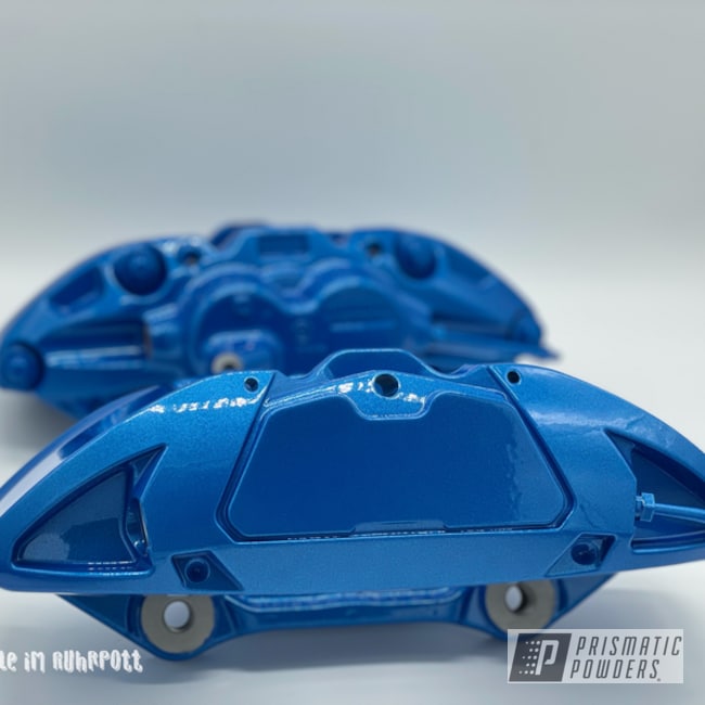 Powder Coated Brake Calipers In Pps-2974 And Pms-4621