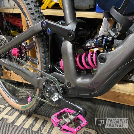 Powder Coating: Passion Pink PSS-4679,Bike,Bike Parts,mallet e,Bicycle,Pedals,Crank Brothers