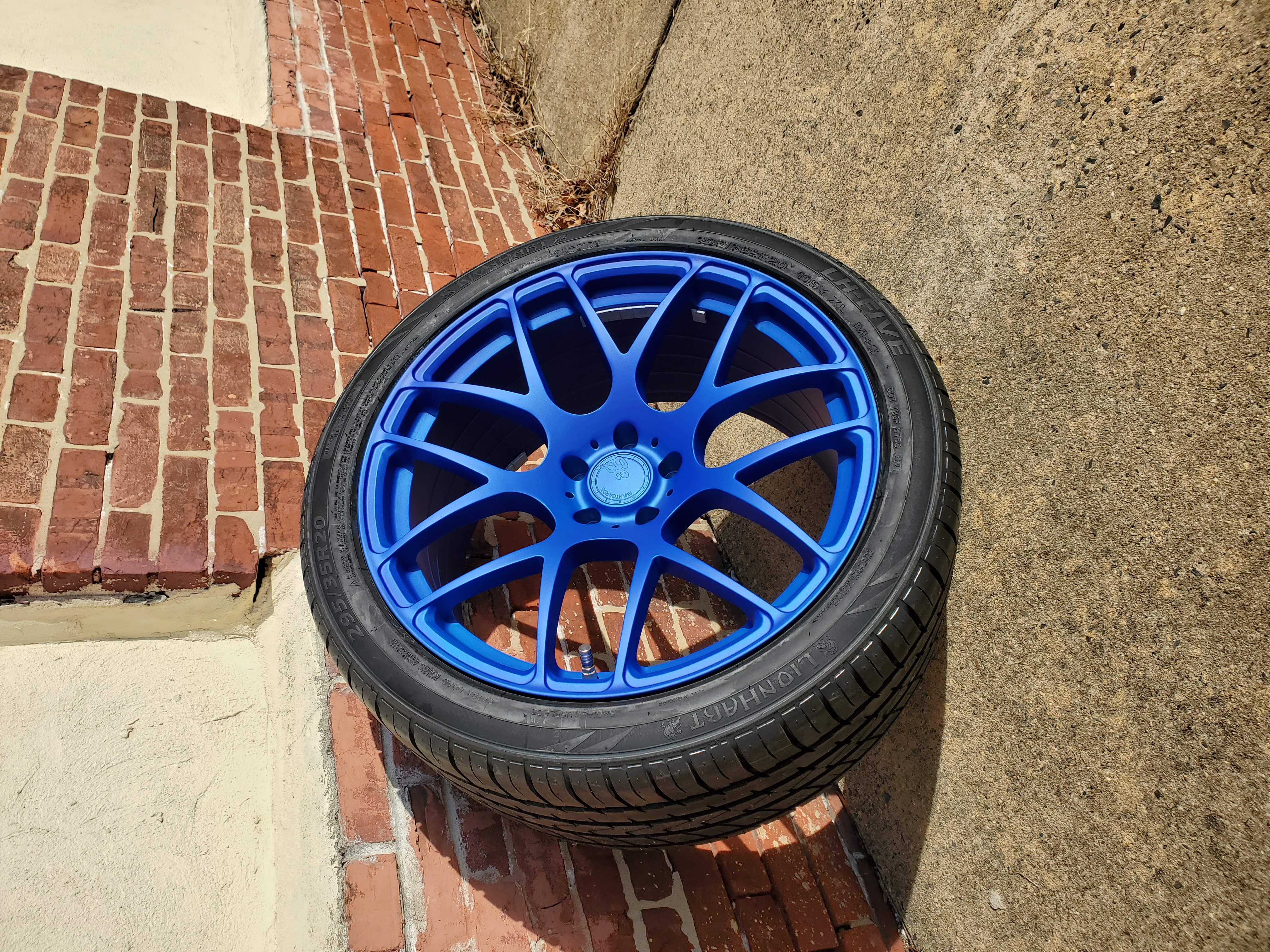 Custom Wheels Finished with Casper Clear and Illusion Smurf | Prismatic ...