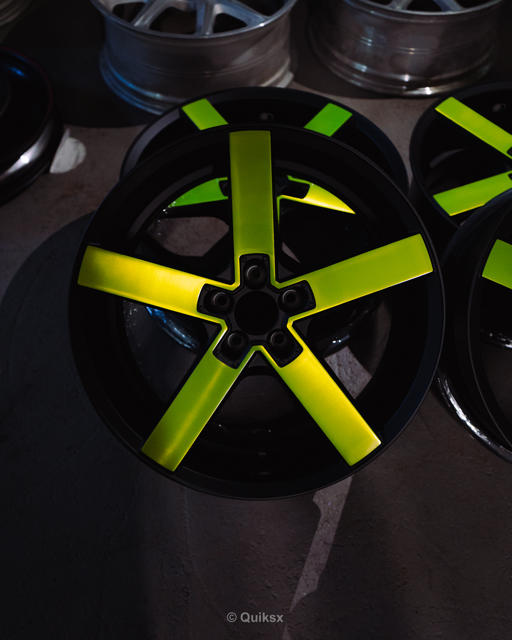 Two Tone Azev Wheels in Shocker Yellow | Prismatic Powders