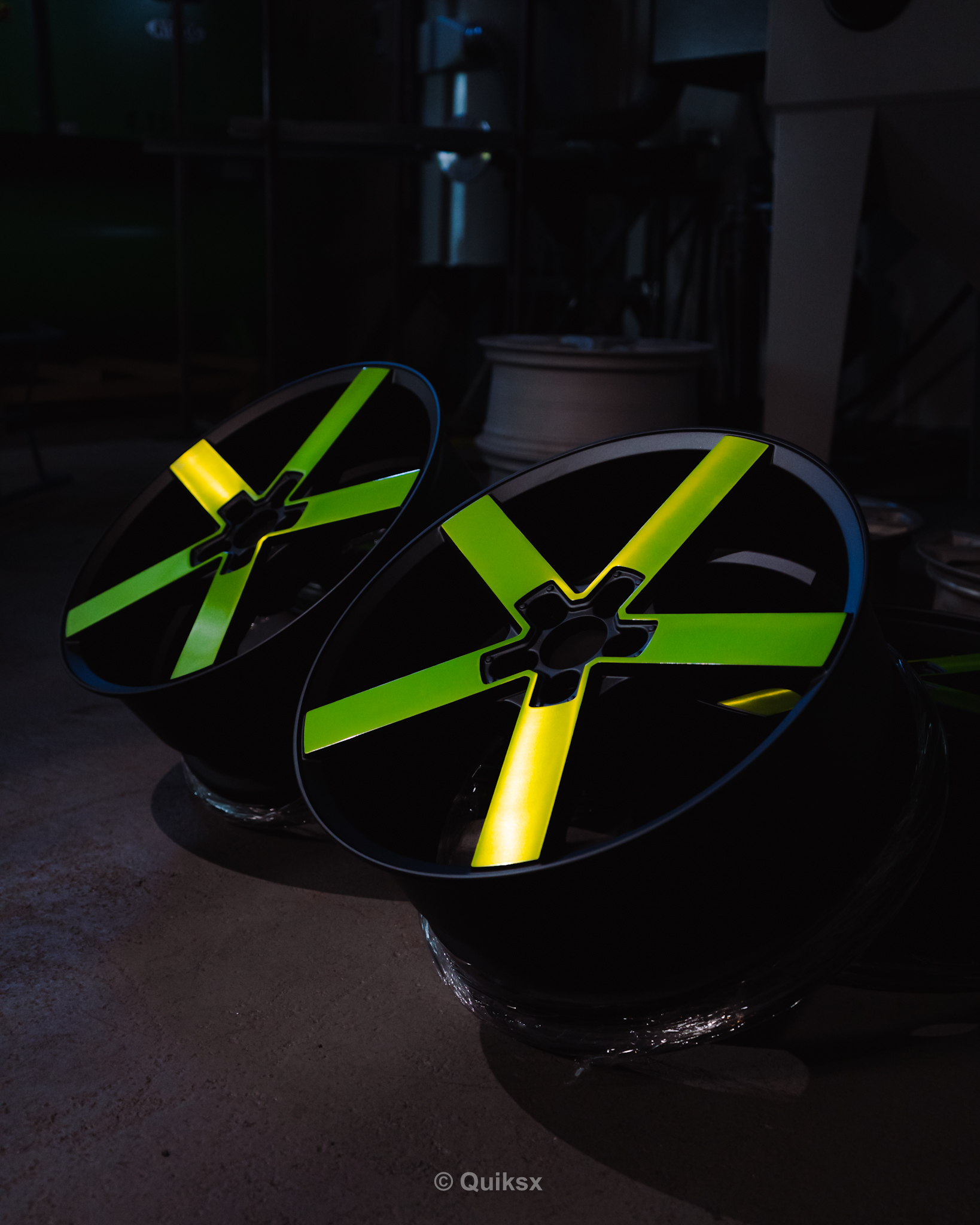 Two Tone Azev Wheels in Shocker Yellow | Prismatic Powders