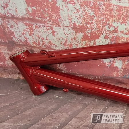 Powder Coating: Clear Vision PPS-2974,Illusion Ruby PMB-10523,Bicycle,Illusions,Bicycle Frame