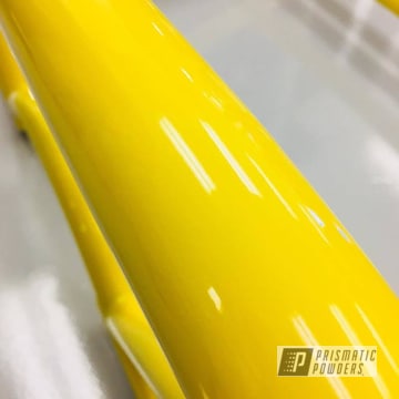 Custom Porsche 981 Gt4 Roll Bar In Ral 1018 A Classic Zinc Yellow Color