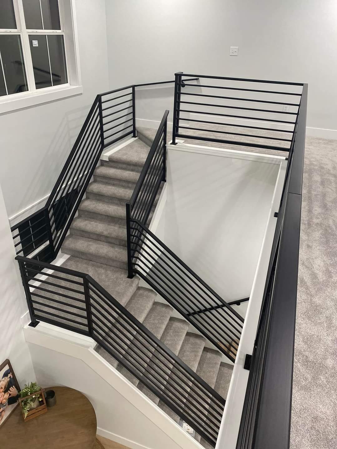 Hand Railing in Black Jack | Prismatic Powders