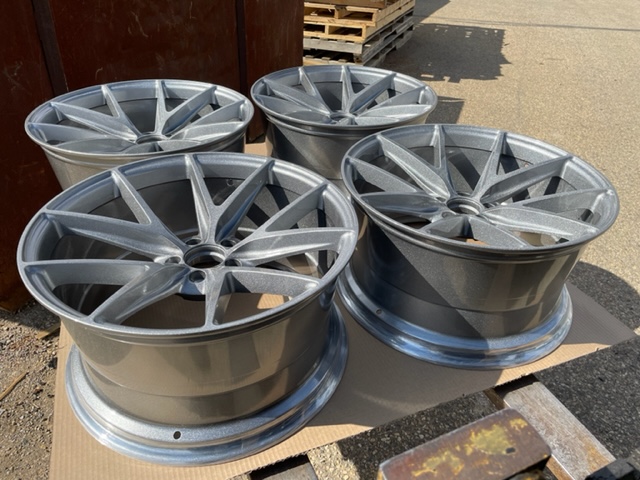Custom Niche Wheels done in Alien Silver and Tinted Clear II ...