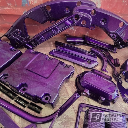 Powder Coating: Illusion Purple PSB-4629,Harley Davidson Parts,Harley Davidson,Two Stage Application,Motorcycle Parts,GLOSS BLACK USS-2603,Purple,Baby Rockstar Sparkle PPB-6627,Illusions,Illusion Purple