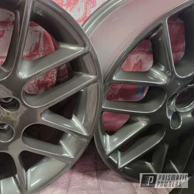 Powder Coated Wheels In Ppb-4623 And Ums-10671