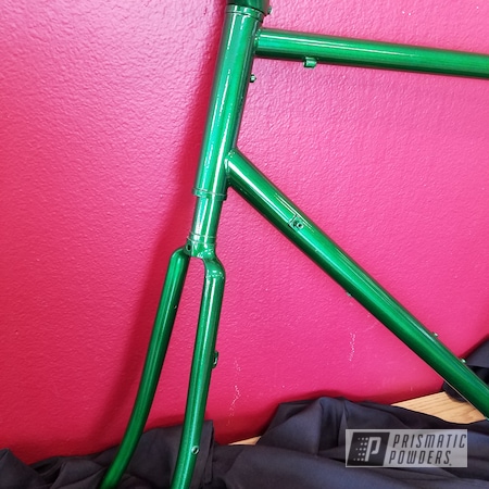 Powder Coating: Bicycles,Illusion Money PMB-6917,Clear Vision PPS-2974,Two Stage Application,Bike Frame