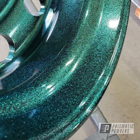 Powder Coating: Wheels,Clear Vision PPS-2974,Freightliner,Rims,Ink Black PSS-0106,Disco Teal PPB-7037,semi truck,22" Aluminum Rims
