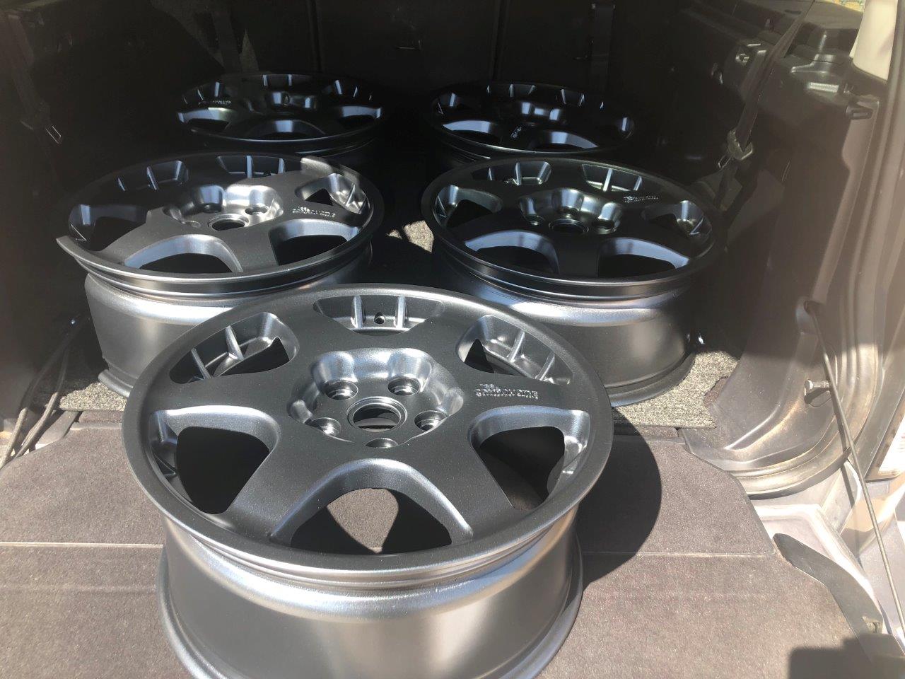 Powder Coat Land Rover Wheels | Prismatic Powders