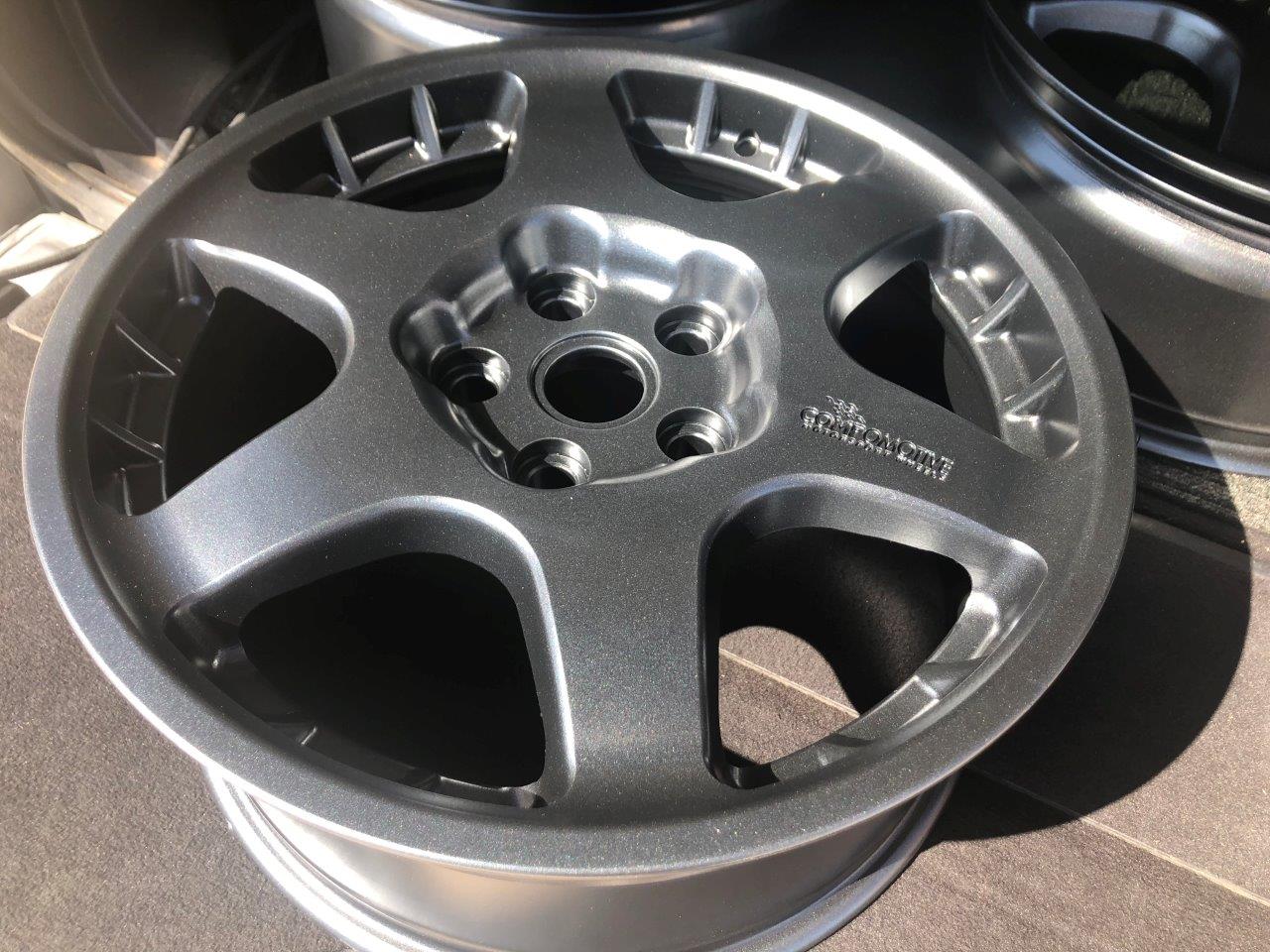 Powder Coat Land Rover Wheels | Prismatic Powders