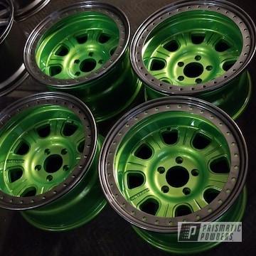 Jeep Wheels Coated In Illusion Lime Time, Kingsport Grey And Clear Vision