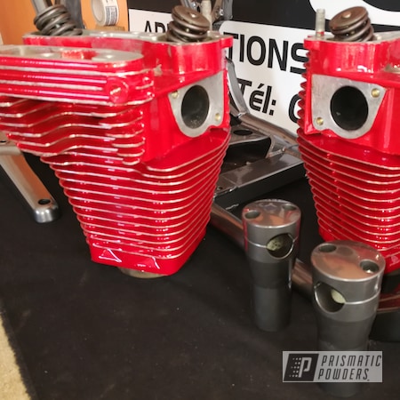 Powder Coating: Motorcycles,ULTRA BLACK CHROME USS-5204,Clear Vision PPS-2974,Harley Davidson Motorcycles,Bike Frame,Powder Coated Cylinders,Illusion Red PMS-4515