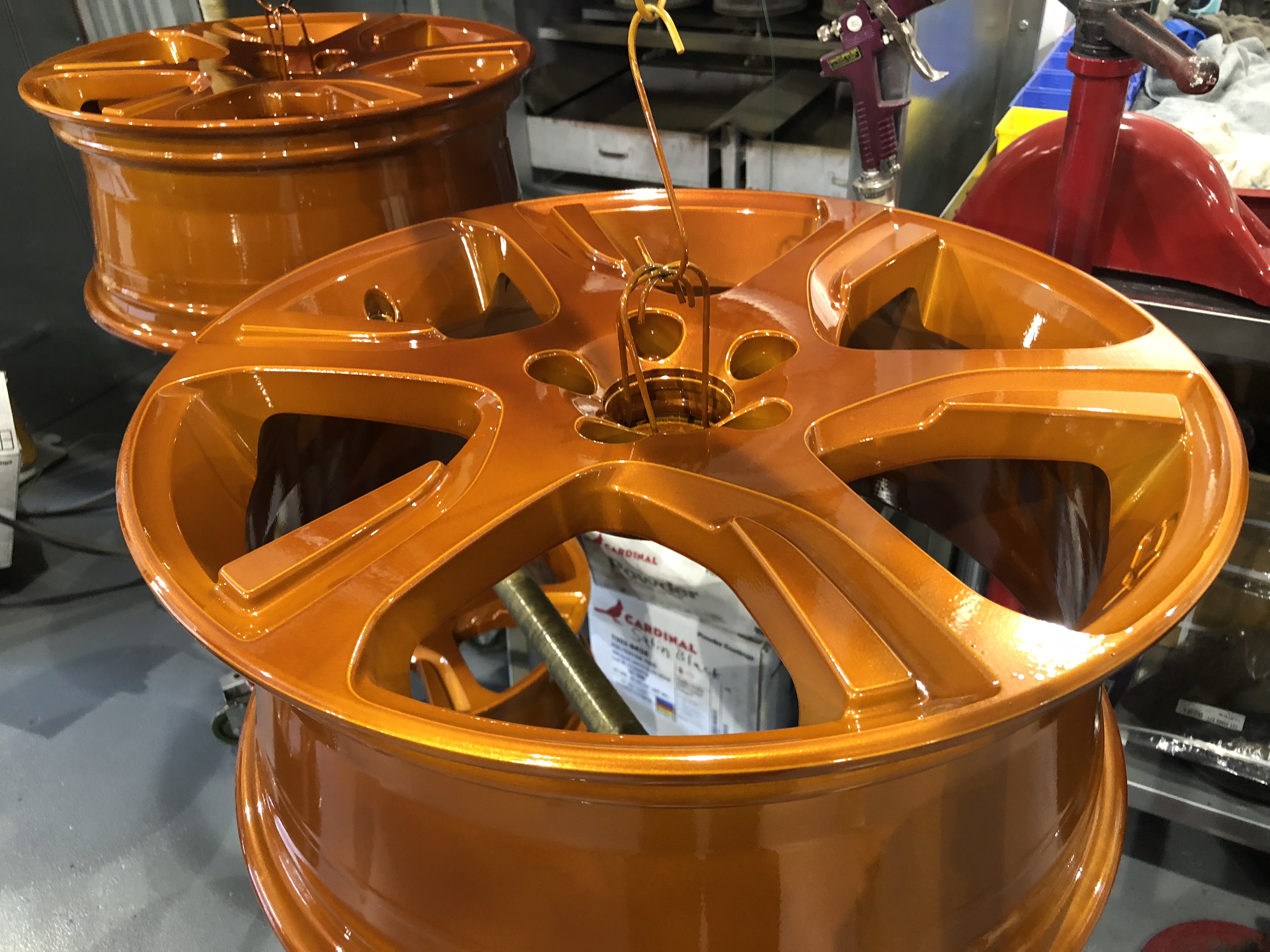Volvo Wheels in Transparent Copper over Royal Gold | Gallery Project ...