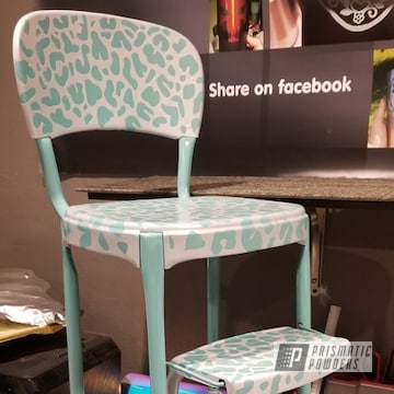 Vintage Chair/stool Powder Coated In White/silver Vein And Sea Foam Green