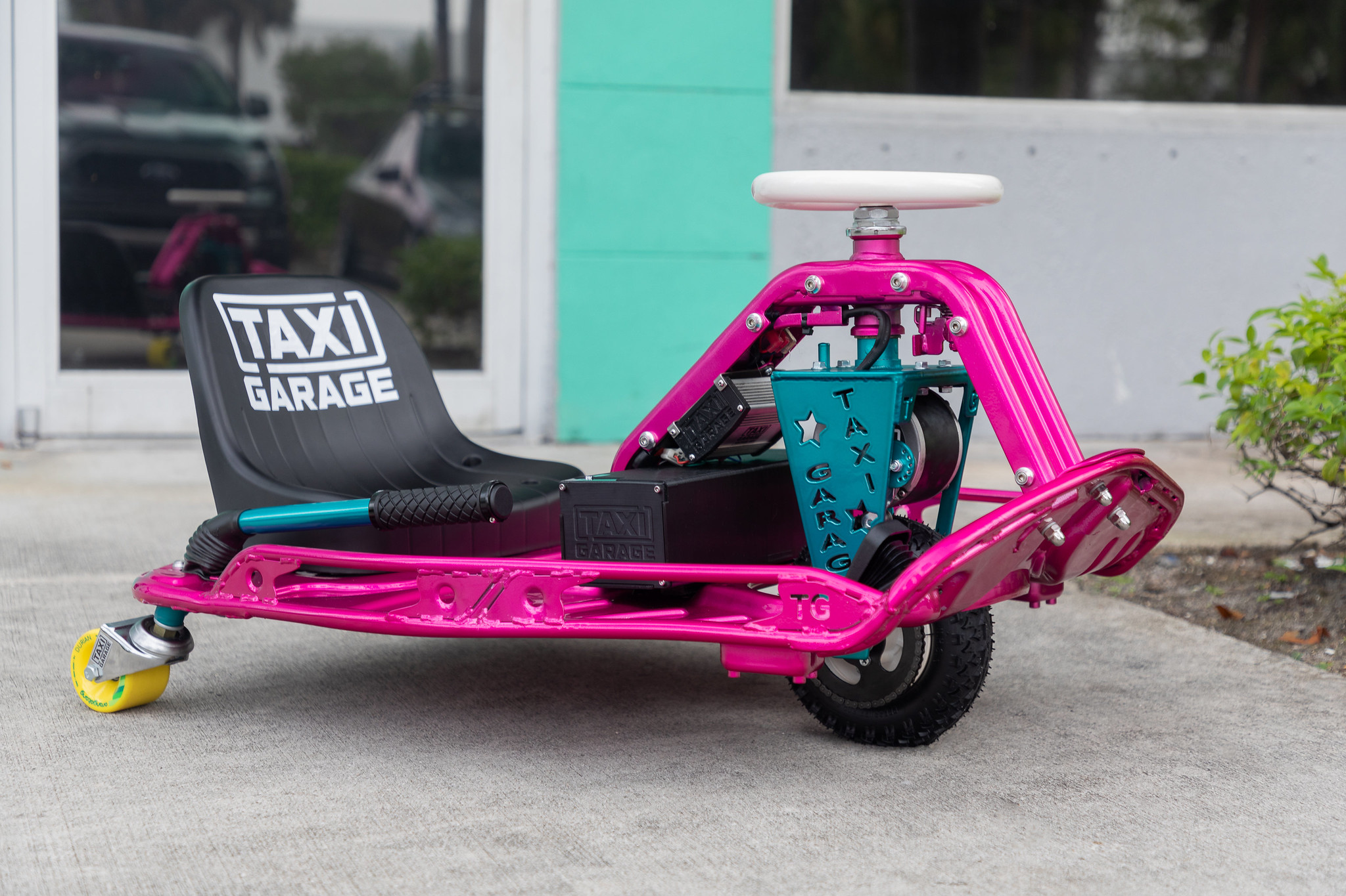 Crazy Cart Finished in Jamaica Blue, Illusion Raspberry, Pearl White ...