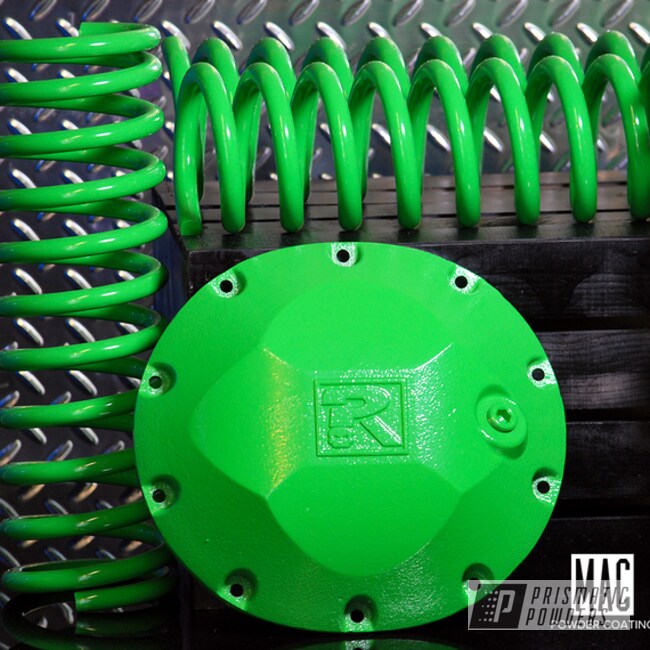 Powder Coated Jeep Coil Springs And Differential Cover In Racer Green