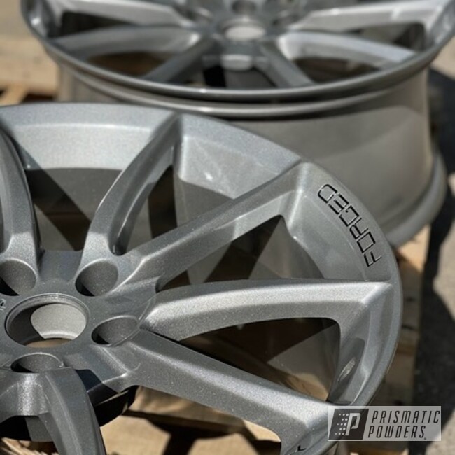 Alien Silver And Gloss Black Forged Wheels