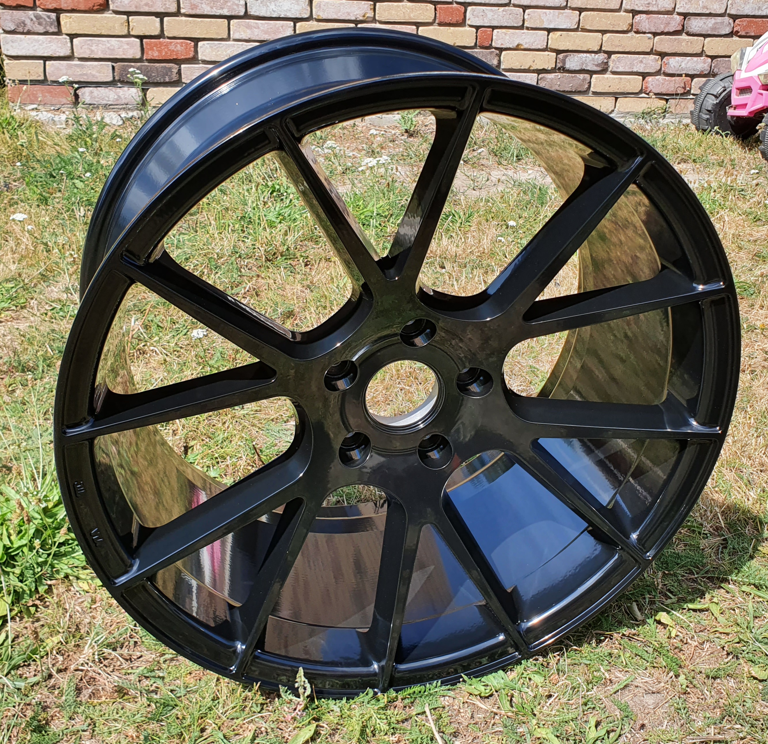 Powder Coated Wheel | Prismatic Powders