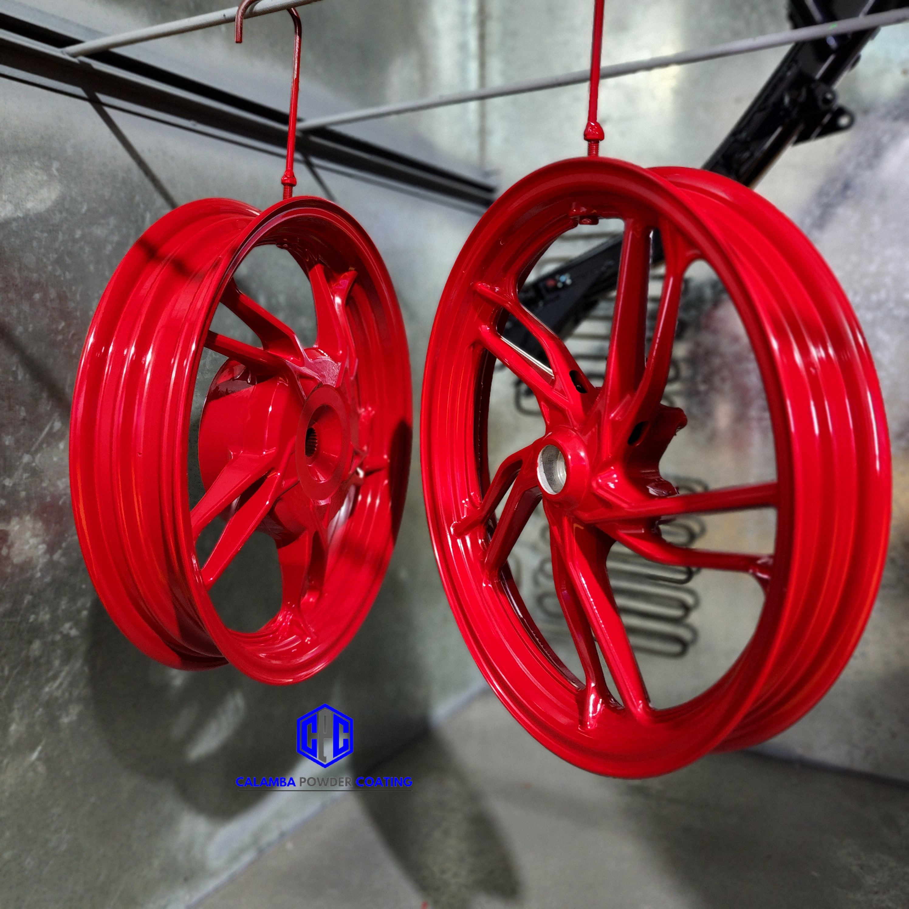 Motorcycle Color Wheel Motorcycle Wheels Featuring a Red Wheel Finish | Prismatic Powders