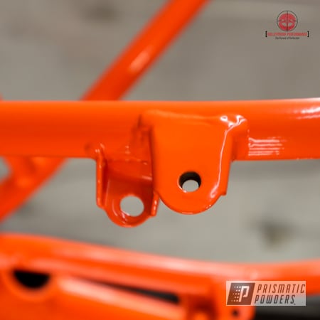 Powder Coating: Motorcycle Frame,Motorcycle Parts,ZINC PRIMER ESS-11151,Orange,Orange Glow PSS-2876