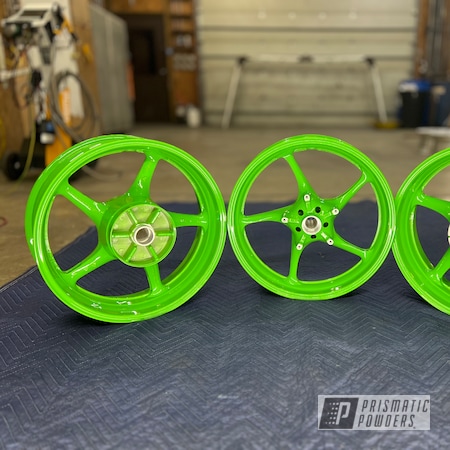 Powder Coating: Wheels,Motorcycle Rims,Rims,Motorcycle Wheels,Tacate Green PSS-0116,R6