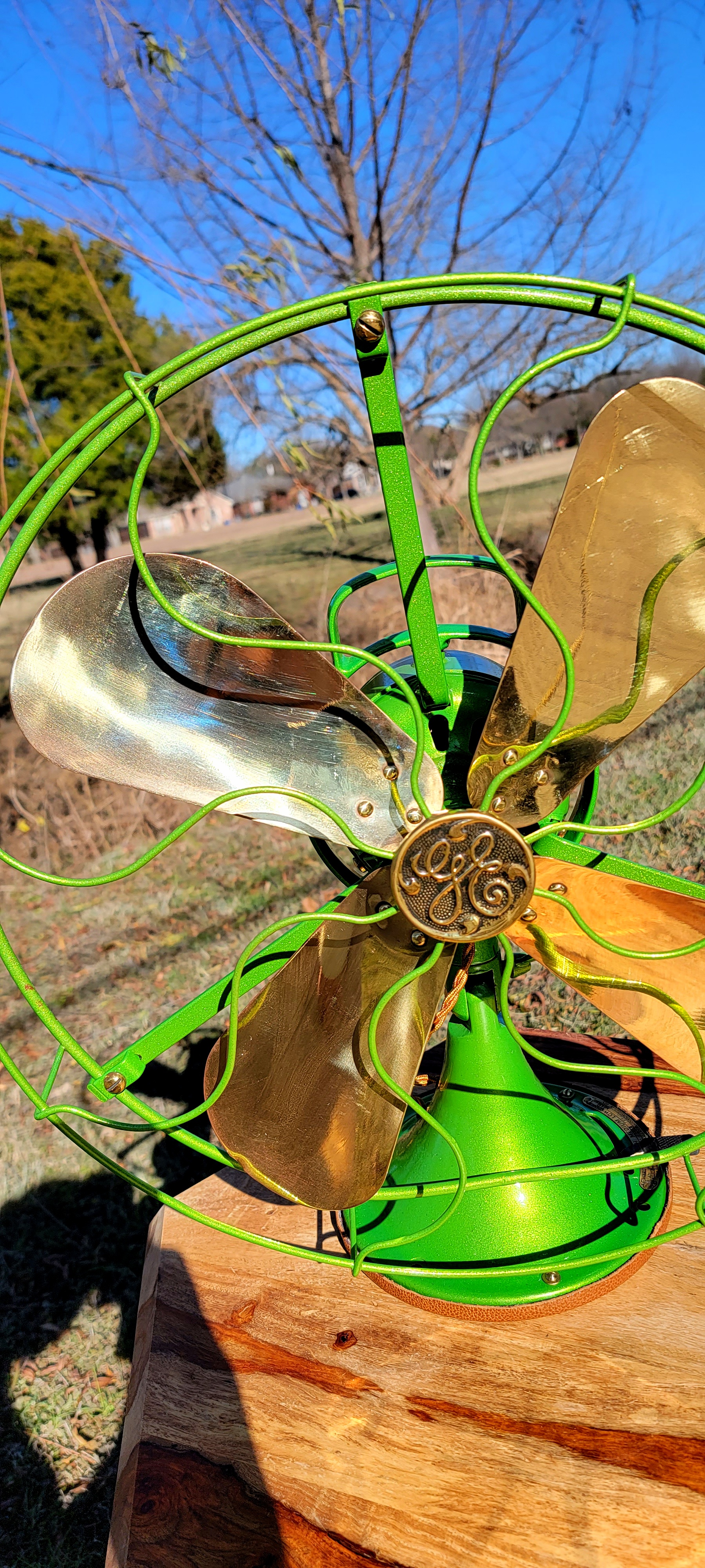 Fan With Poder 1920's GE Oscillating Fan Using Illusion Sour Apple and Clear Vision ...
