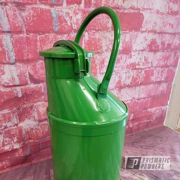 Powder Coated Vintage Oil Cans In Pmb-2830